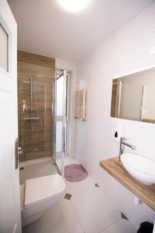 White Home Room Белосток Экстерьер фото